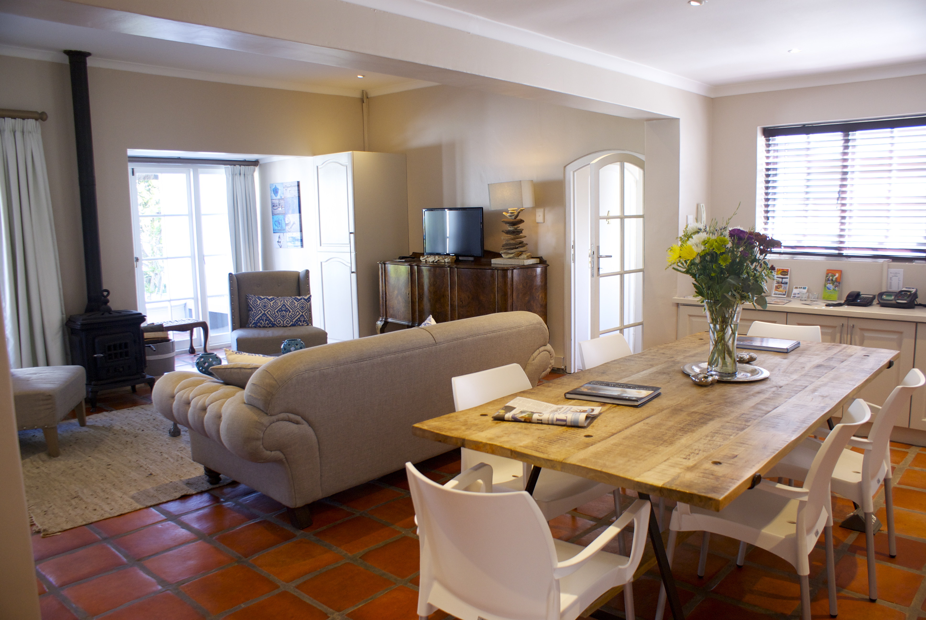 Reading Table in Main Lounge at WRLL