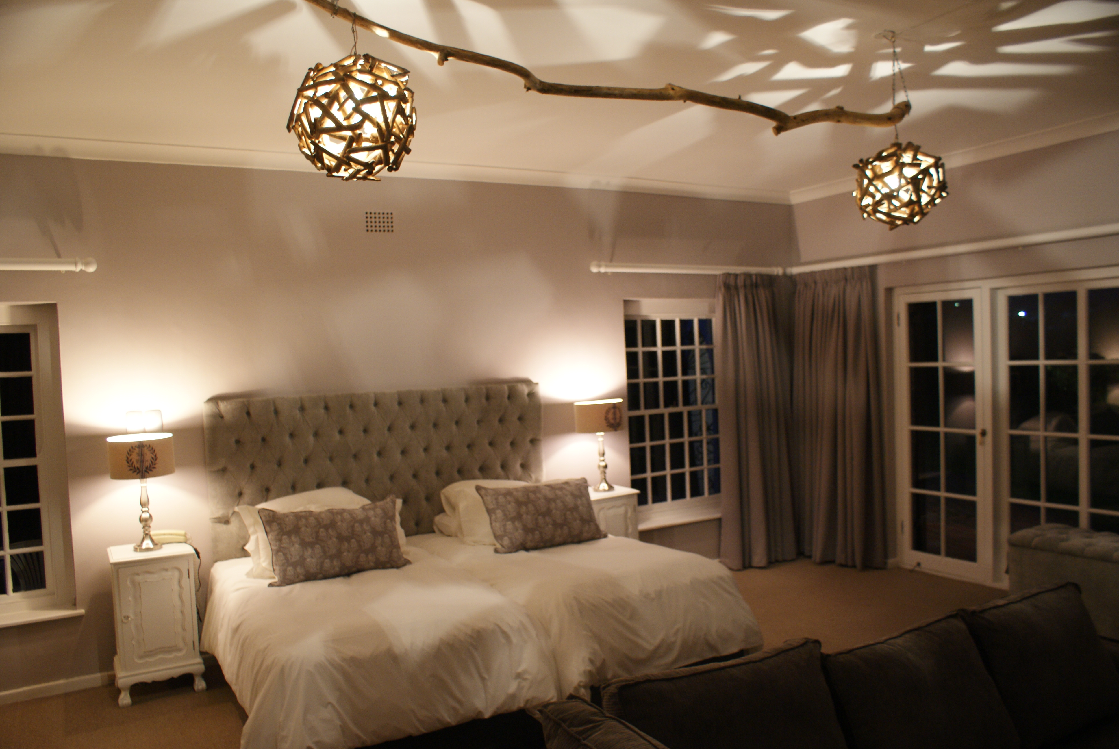 Executive Suite by night