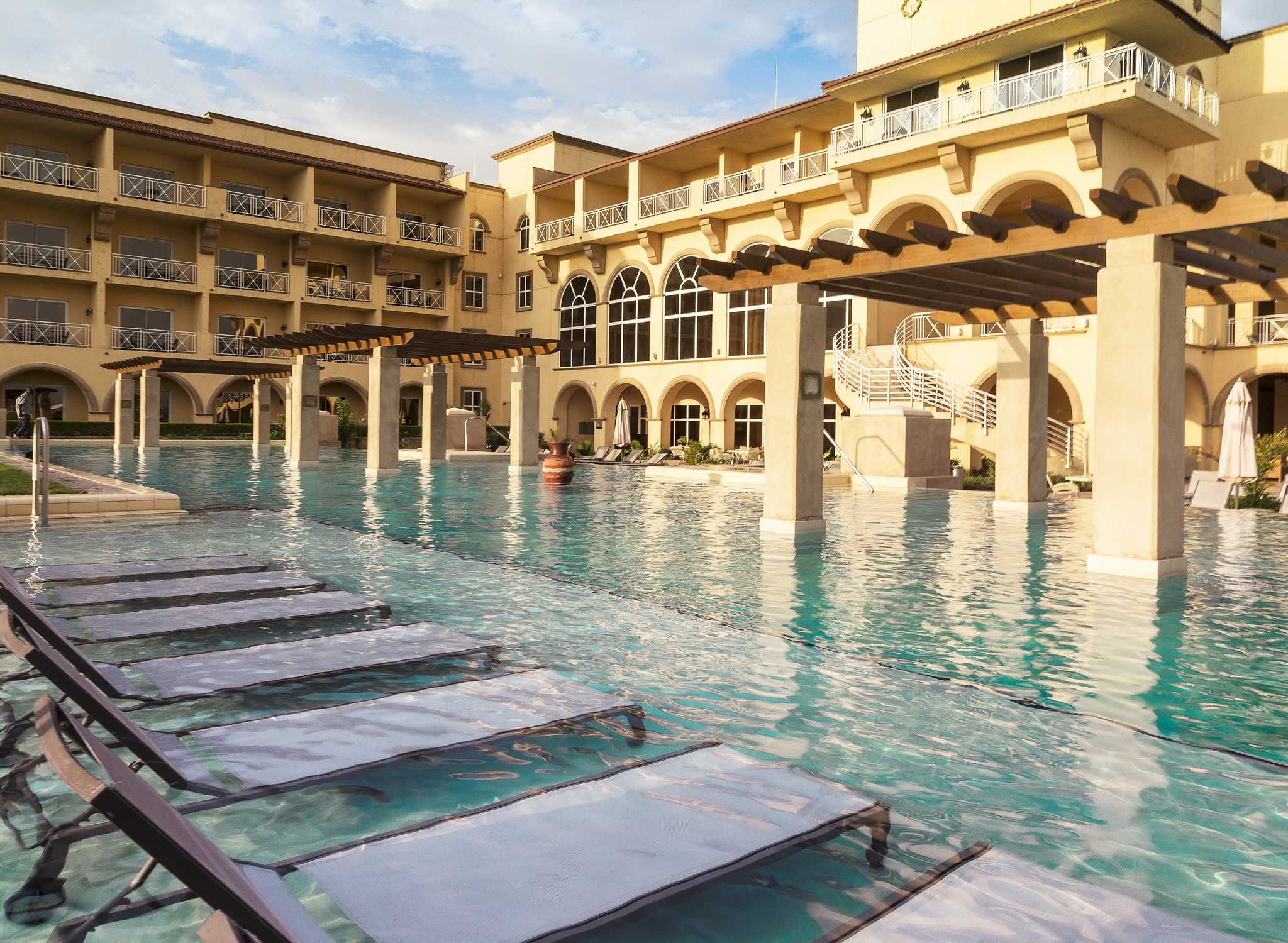 Hilton Hotel N'Djamena, Zakouma | Timbuktu Travel