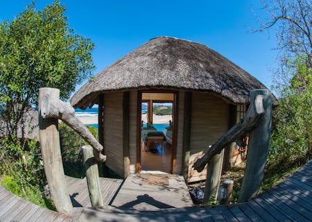 Nestled high on the Umngazi hillside the resort spa is tranquil and tastefully decorated, and guests are welcomed with a great Pondo smile. The spa offers three private and tranquil treatment rooms, each with an adjoining secluded spa bath and breathtaking panoramic views of the Indian Ocean where guests can enjoy a selection of four different types of spa bathing rituals while watching the whales and dolphins play in the surf.