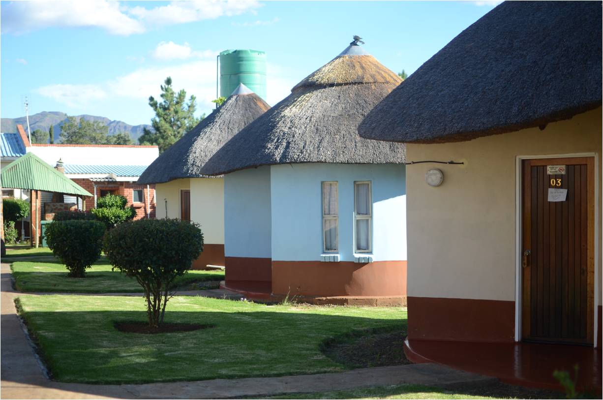 molengoane lodge rondovals