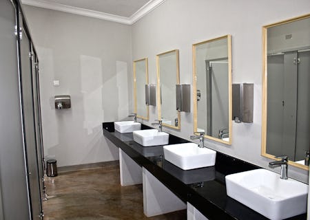 Shearwater Explorers Village - Dinning