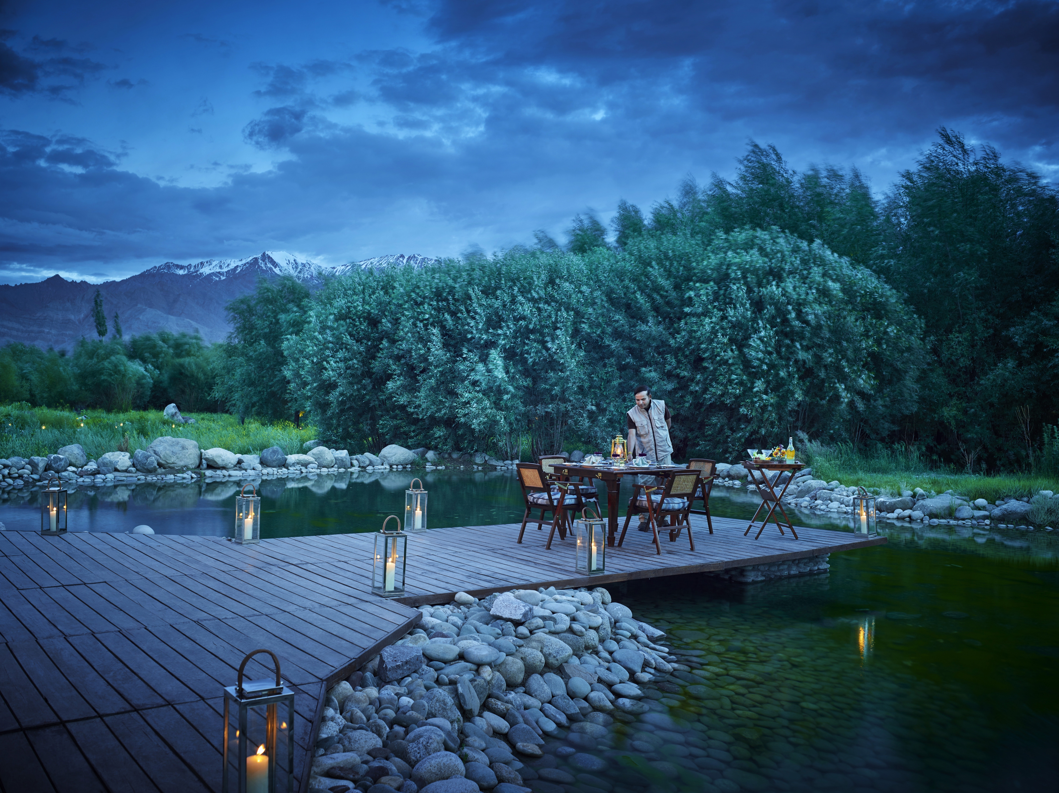 Area for option for private dinning i.e special lunch / dinner for your group only.  Wooden aqua deck where you can view live cultural performances.  Well lit pathways.  Children can take part in feeding the fish