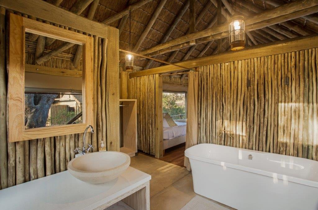 Bateleur Safari Camp, Timbavati | Timbuktu Travel