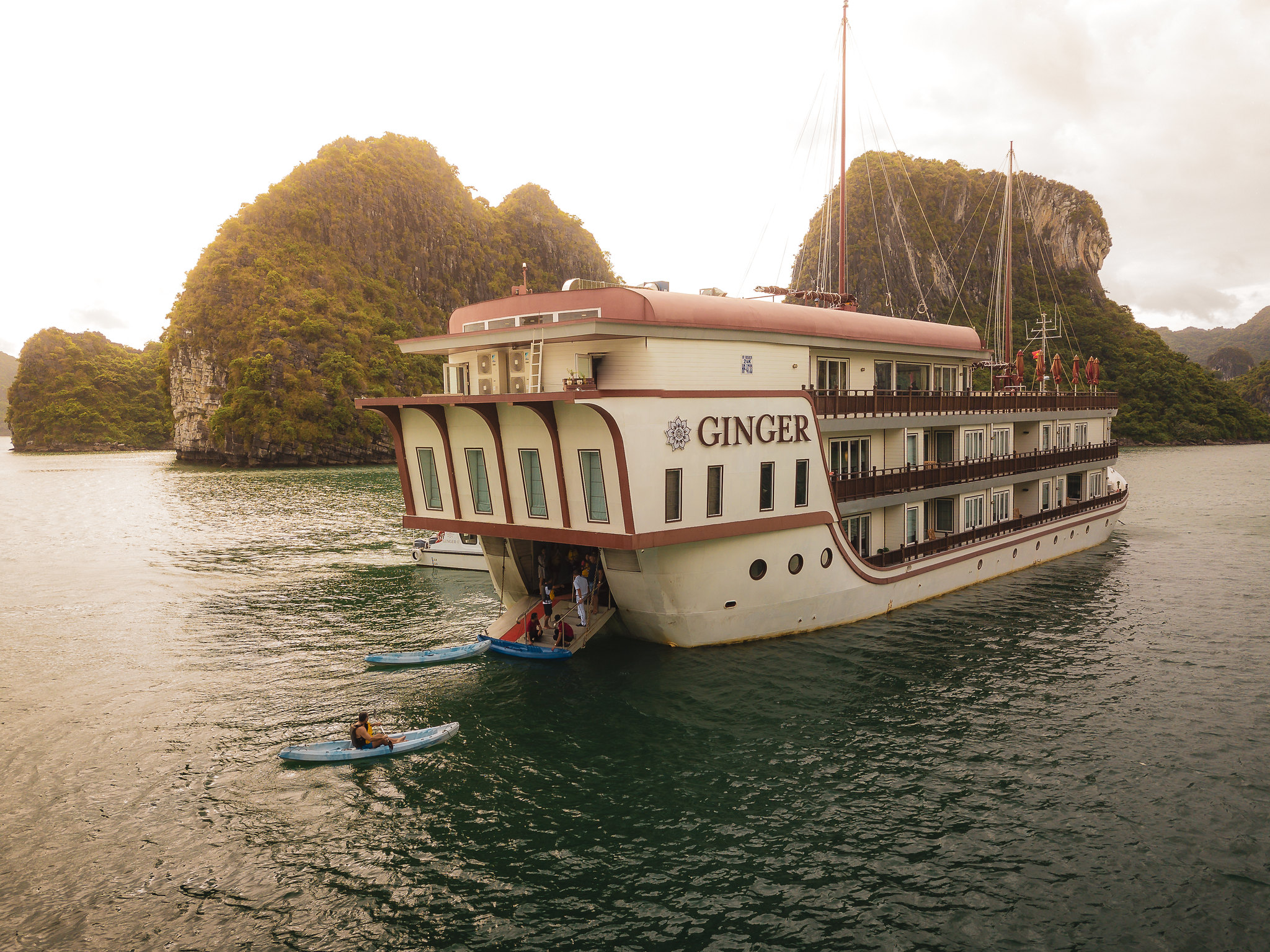 Halong Ginger, Halong Bay | Timbuktu Travel