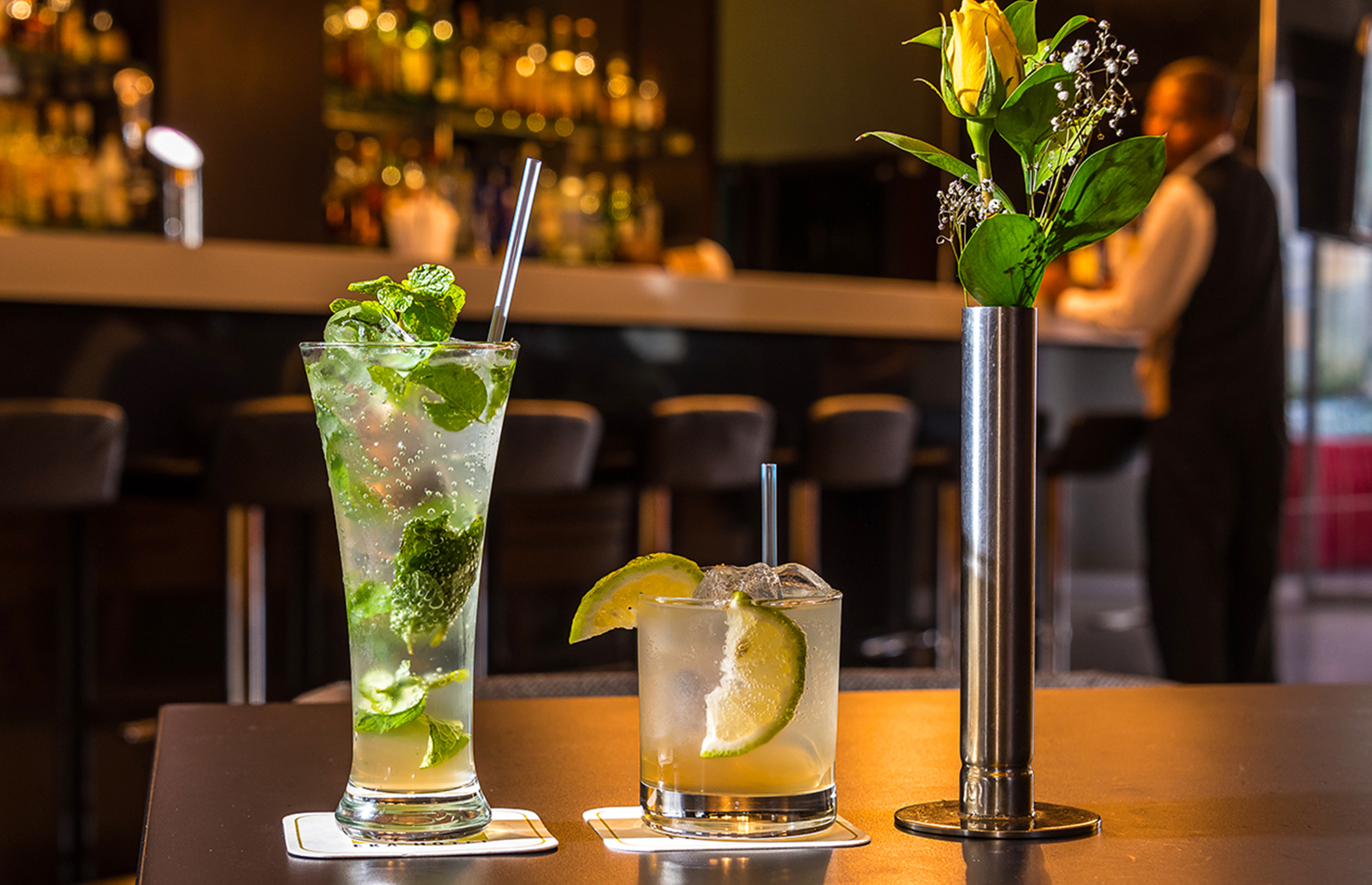 Serves your favorite drinks to help you relax and unwind