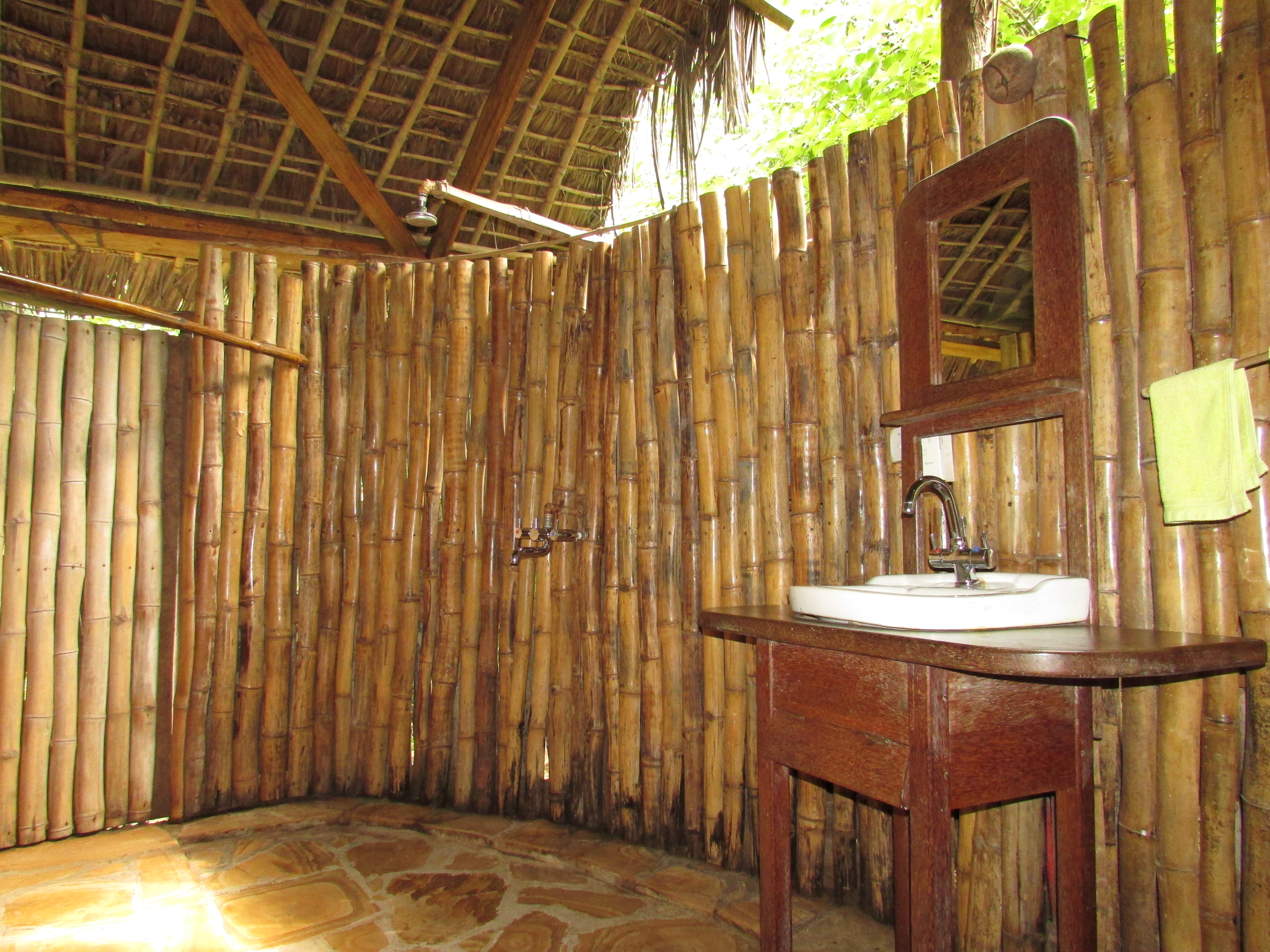 Shower and toilet all open air 