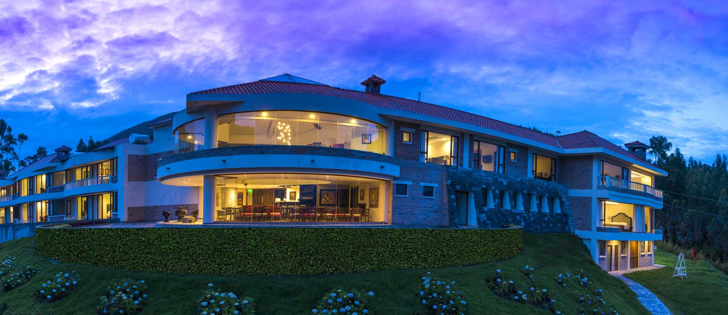 Medina Del Lago, Otavalo | Timbuktu Travel