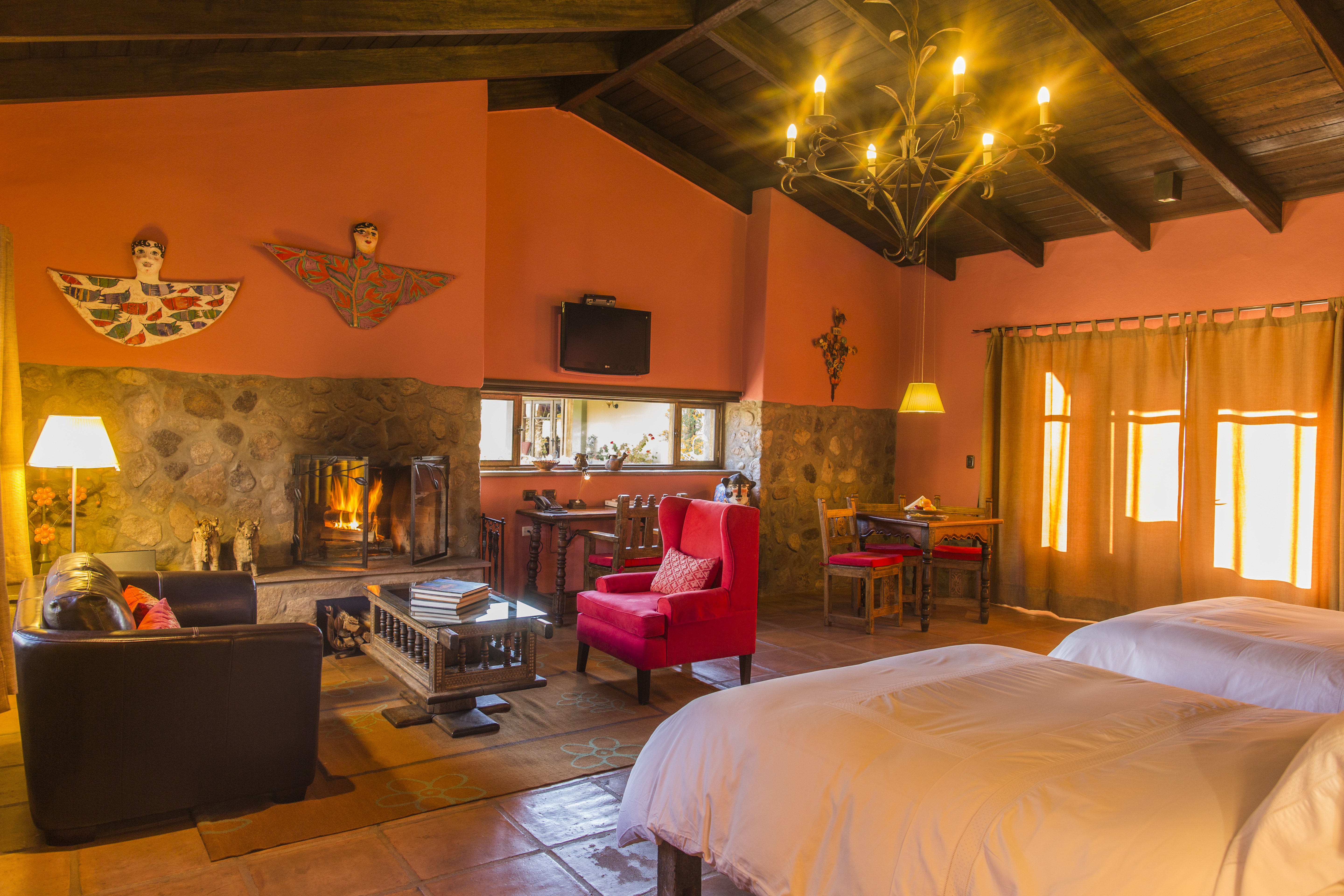 Peruvian art bestow us the character of Peru