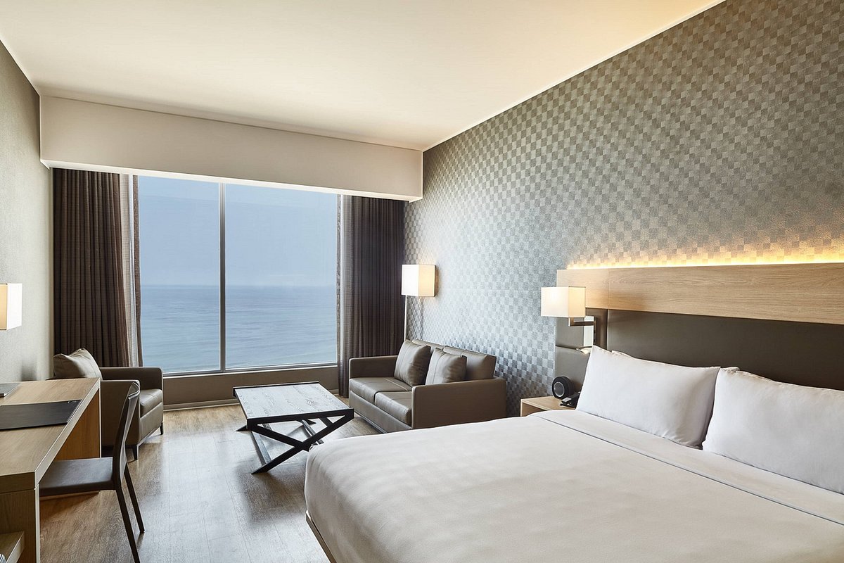 AC Hotel by Marriott Lima Miraflores, Lima | Timbuktu Travel