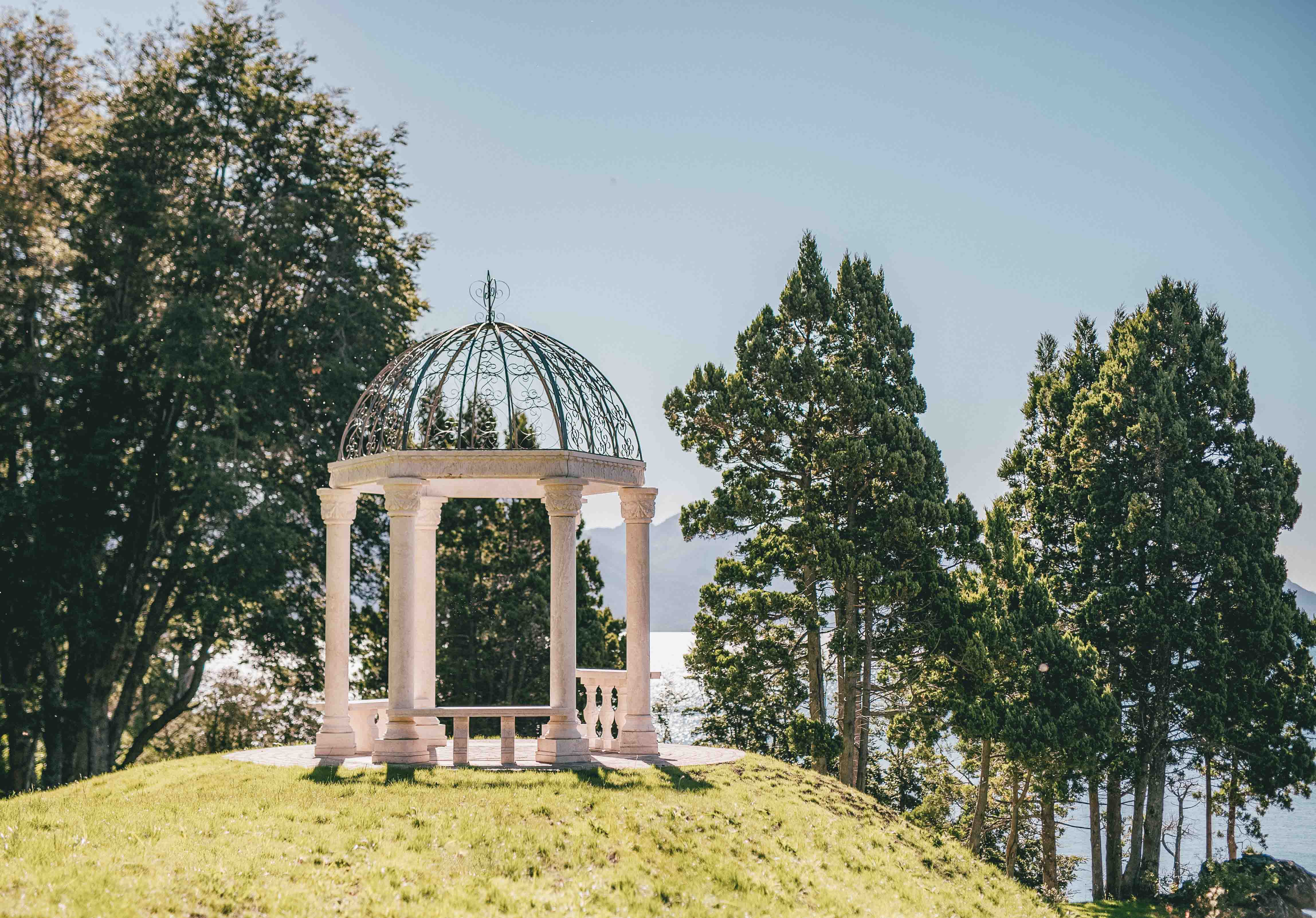 Image of garden gazebo with Lake Nahuel Huapi