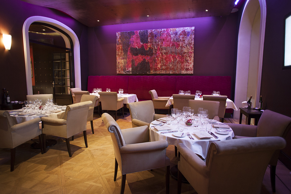 Algodon Wine Bar is a favorite destination for neighborhood locals and international crowds alike. Our unique wine list exemplifies the Argentinean wine portfolio, with emphasis on the premium and icon vintages of our own private collection from Algodon Wine Estates in Mendoza. Featuring a scrumptious menu presented by our Chef de Cuisine, our lounge's intimate atmosphere and chic Recoleta ambiance makes the perfect spot for business lunches, romantic dinners, after-office happy hours, or pre-nightlife aperitifs. Afterwards, head up to our rooftop cigar lounge to enjoy an outstanding cocktail menu.