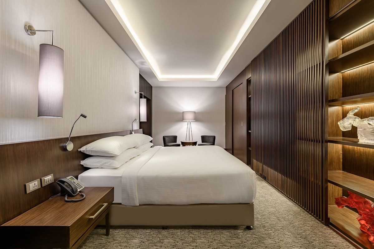 Dusit Thani LakeView Cairo, Cairo | Timbuktu Travel