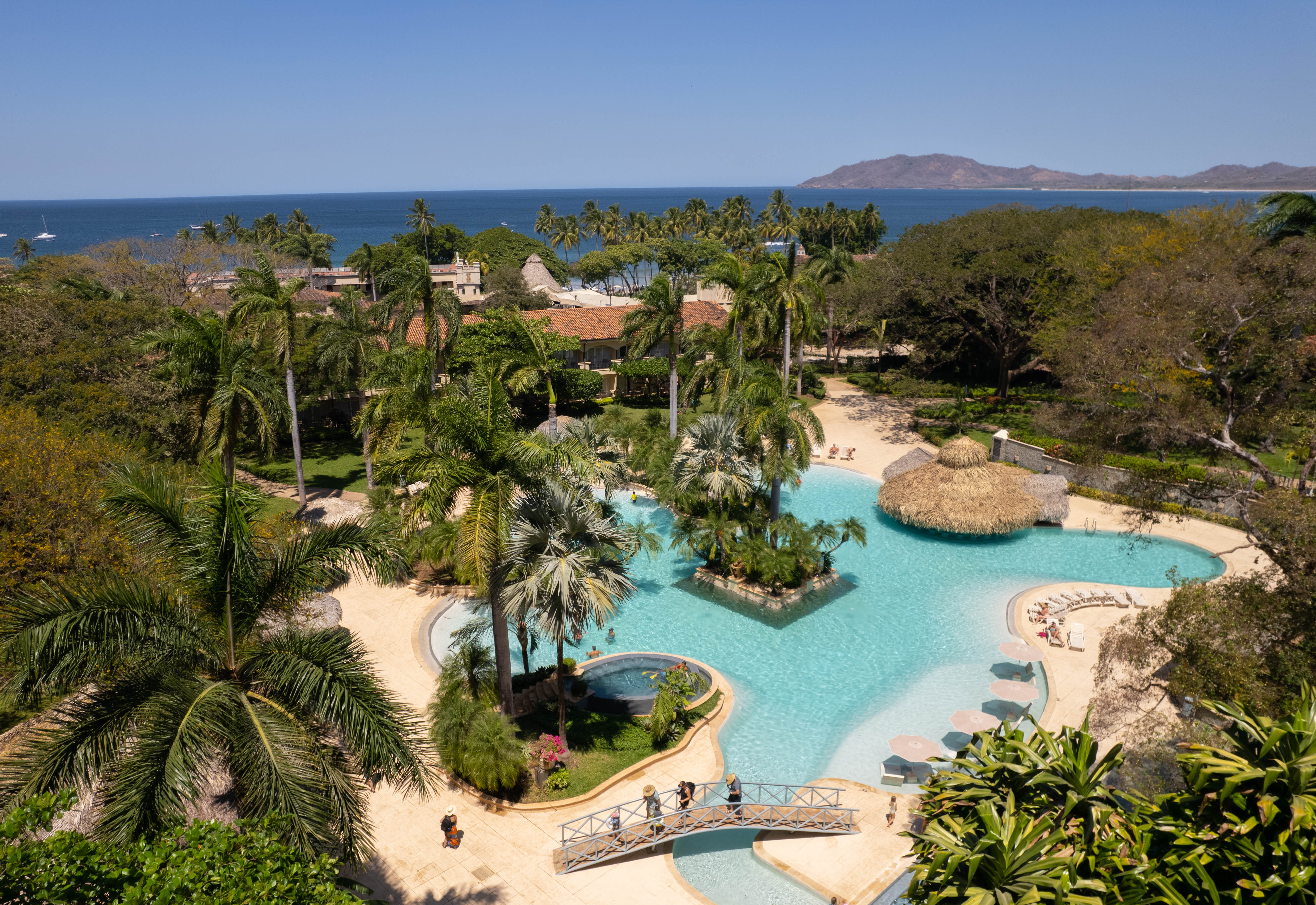 Our  family-friendly lagoon-shaped pool, nestled among a stunning tropical garden environment and pre-Columbian sculptures, offers you a lot of fun. 