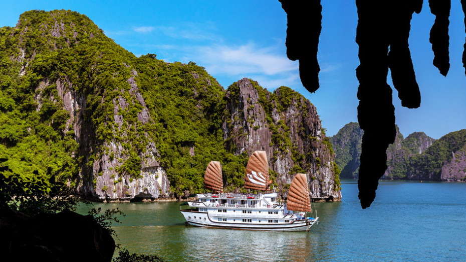 Bhaya Classic Cruise, Halong Bay | Timbuktu Travel