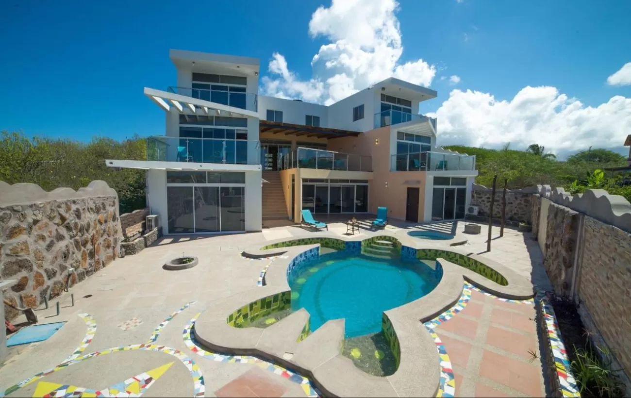 Seaside Hotel, San Cristobal | Timbuktu Travel