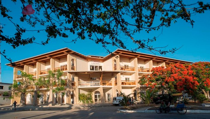 Moringa Hotel, Tulear | Timbuktu Travel