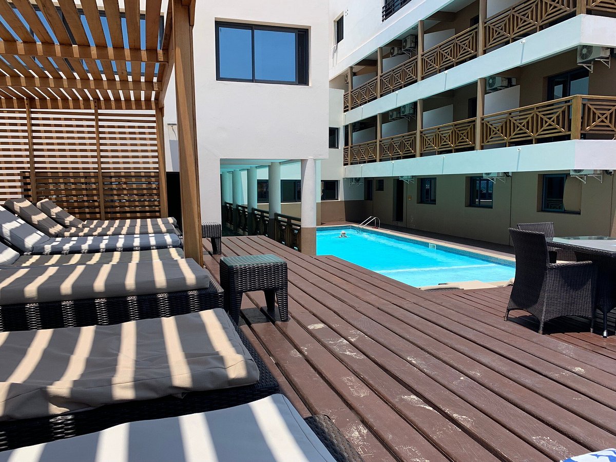 Hotel Vezo Beach Morondava, Morondava and the Avenue of the Baobabs | Timbuktu Travel