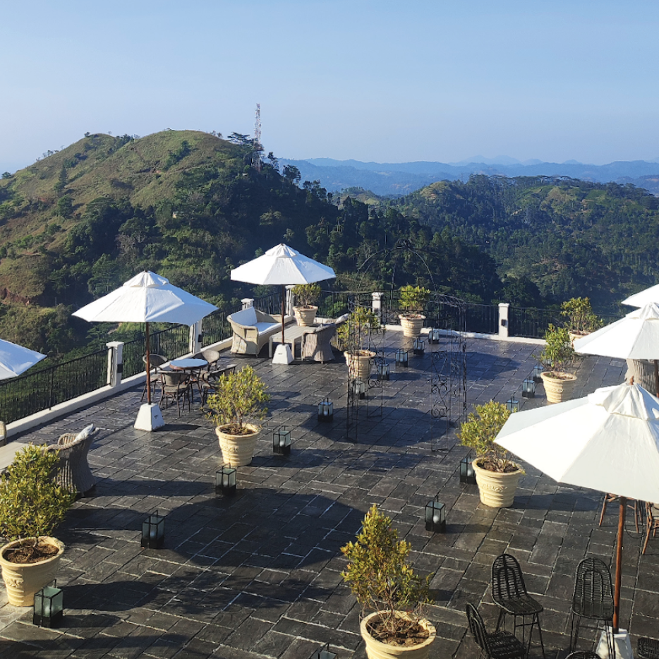 W15 Ambuluwawa, Kandy | Timbuktu Travel