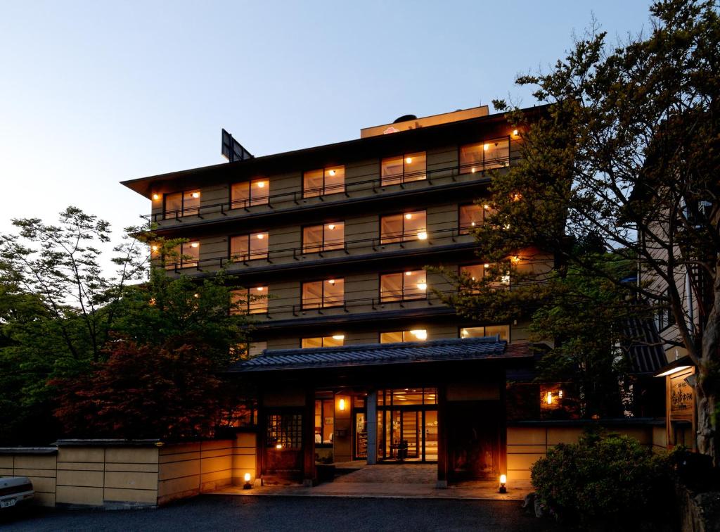 Shibu Hotel, Nagano Prefecture | Timbuktu Travel