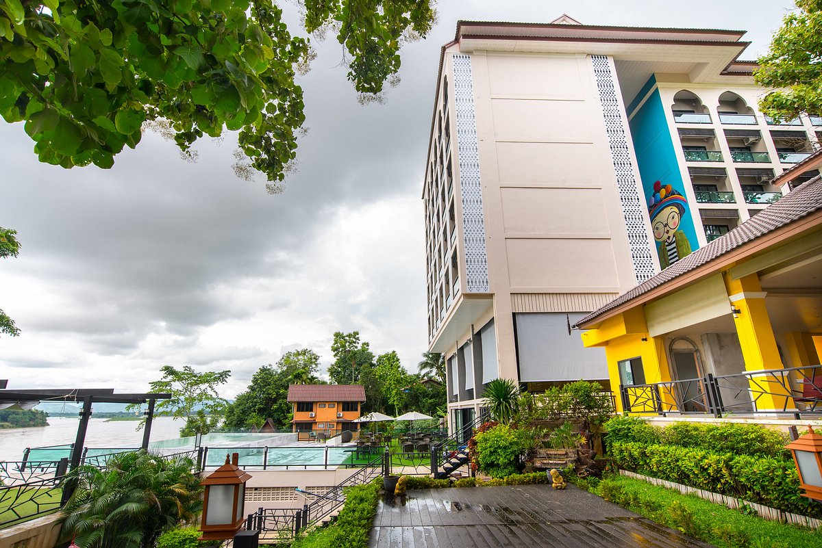 Chiangkhong Teak Garden Riverfront Hotel, Chiang Rai | Timbuktu Travel