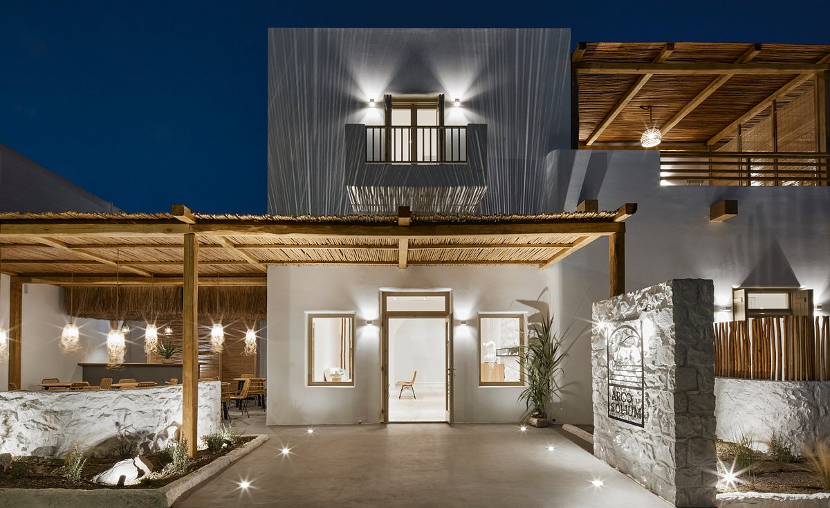 Arco Solium Suites, Milos | Timbuktu Travel