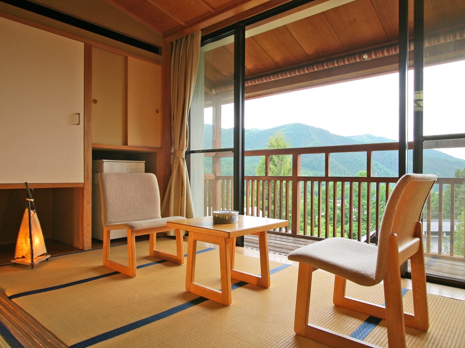 Kanbayashi Hotel Senjukaku, Yudanaka | Timbuktu Travel