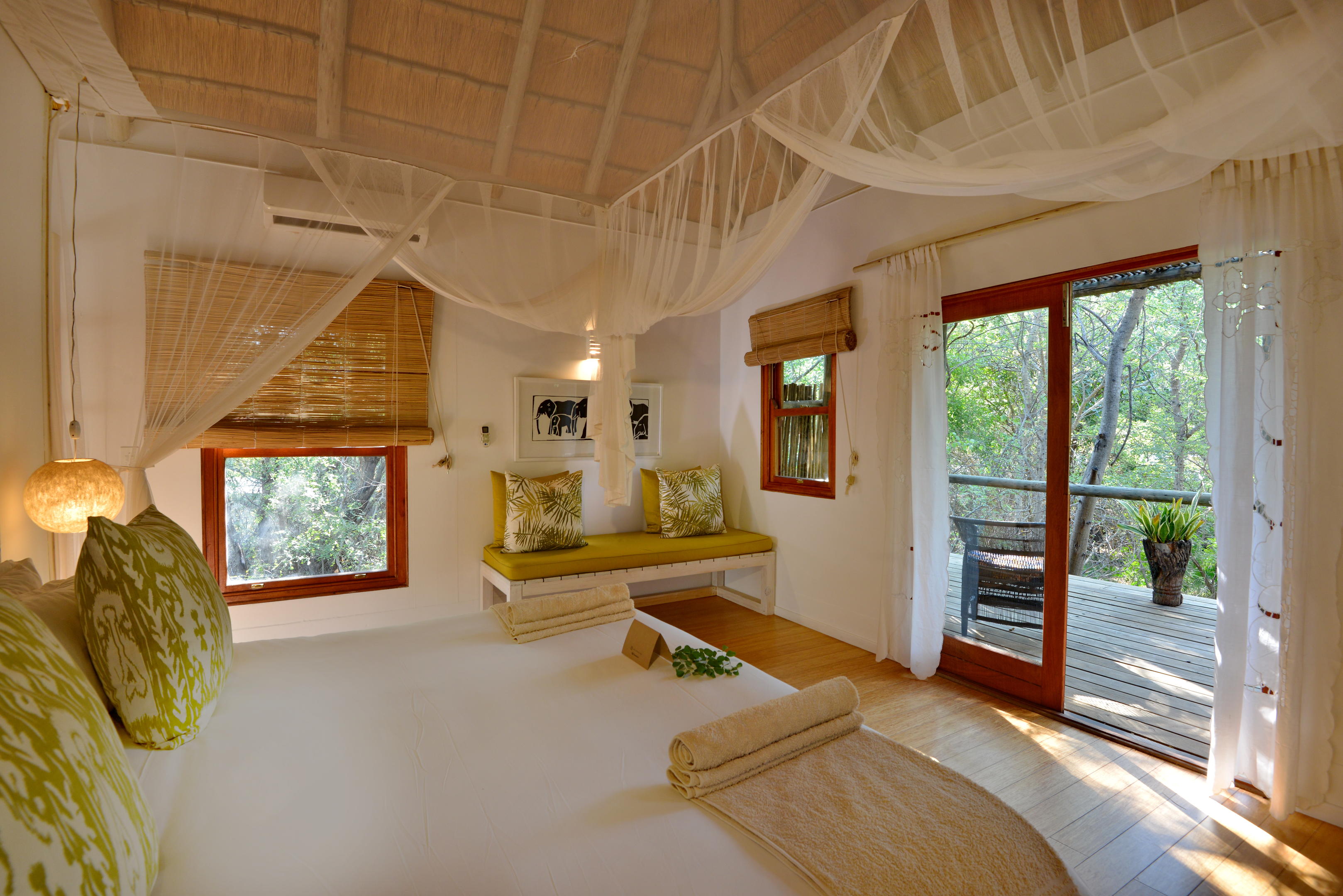 Treetop suite bedroom
