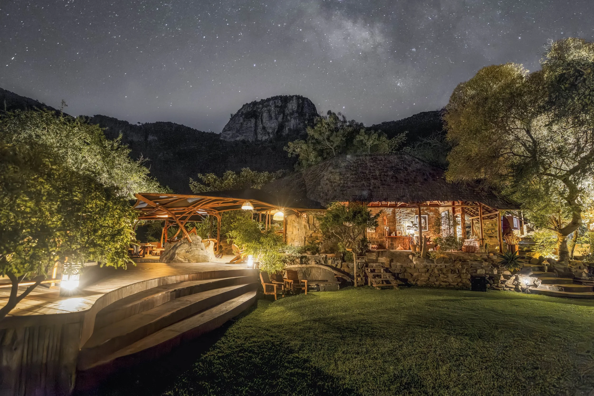 Desert Rose Lodge, Lake Turkana | Timbuktu Travel