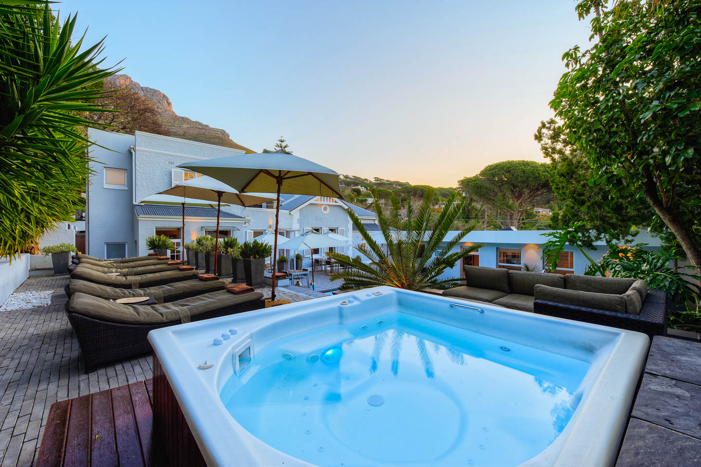 2 Inn 1 Kensington, Cape Town | Timbuktu Travel