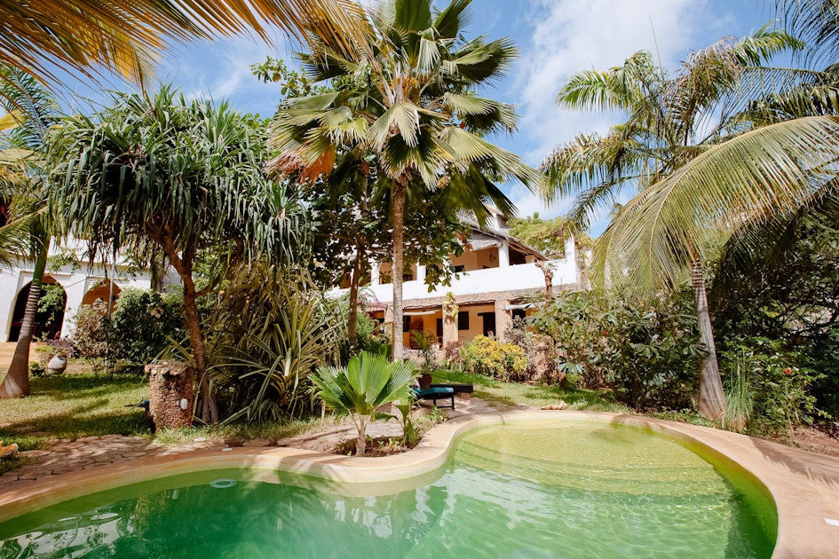 Banana House, Kenya Timbuktu Travel