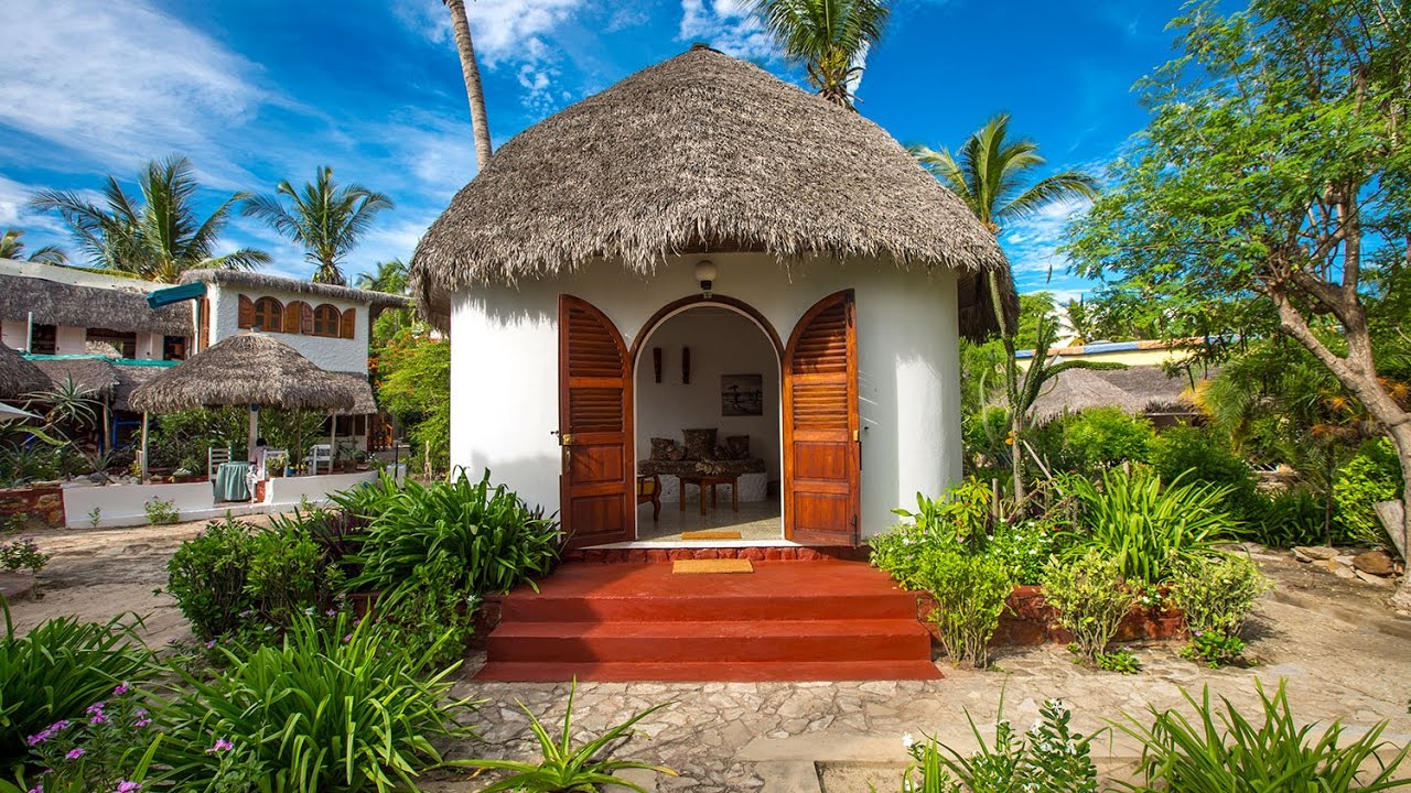 Chez Maggie, Morondava and the Avenue of the Baobabs | Timbuktu Travel