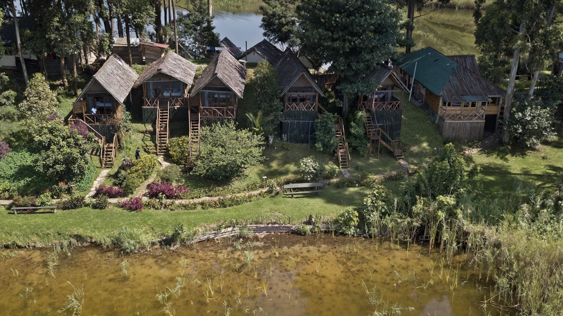 Mutanda Lake Resort, Bwindi | Timbuktu Travel