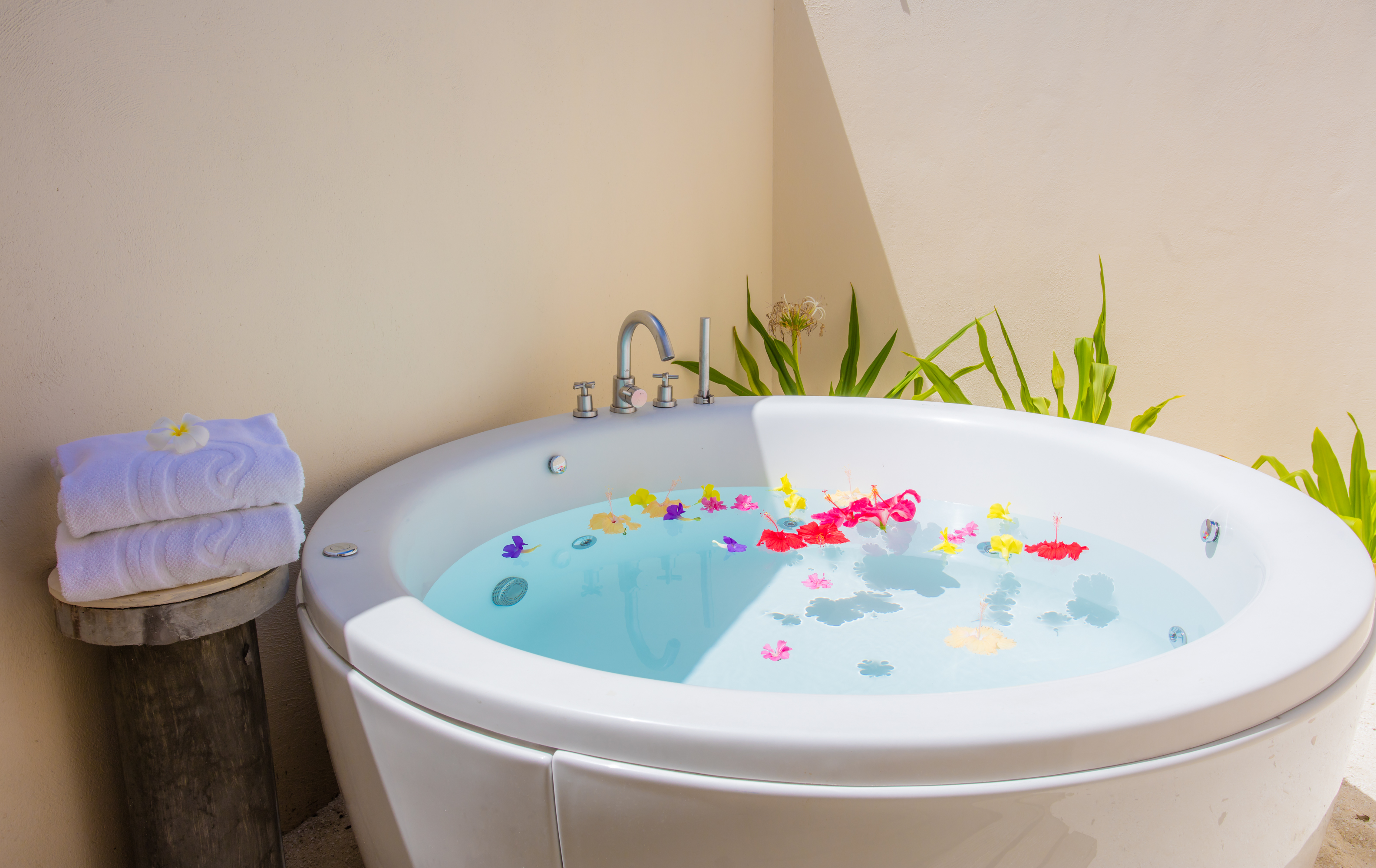 Deluxe Oceanfront Beach Villa