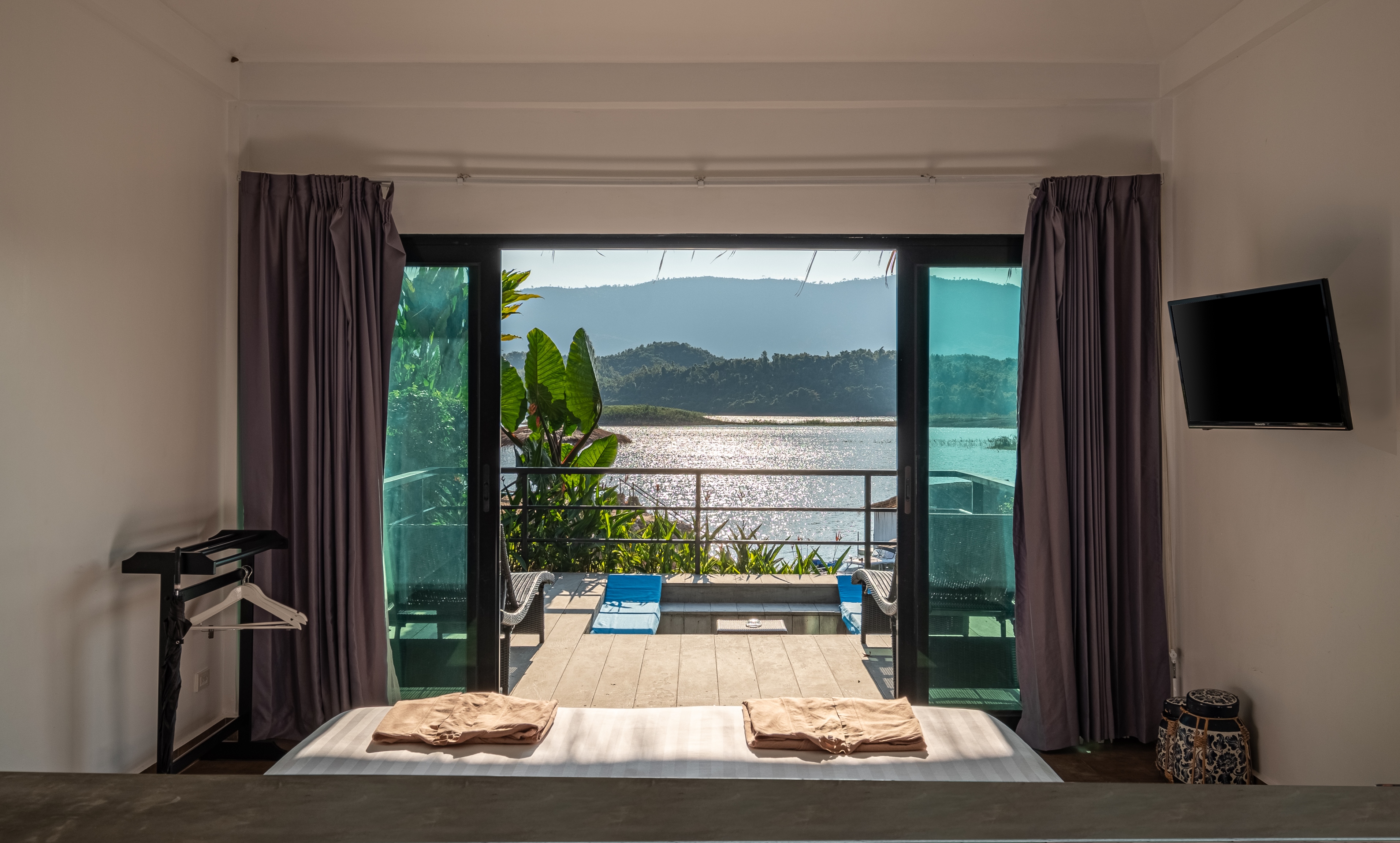 Deluxe Beach View Bungalows 