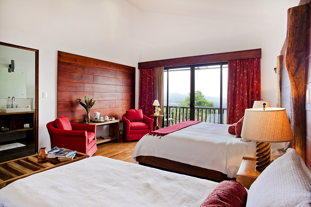 Lodge Room Volcano View Oriole