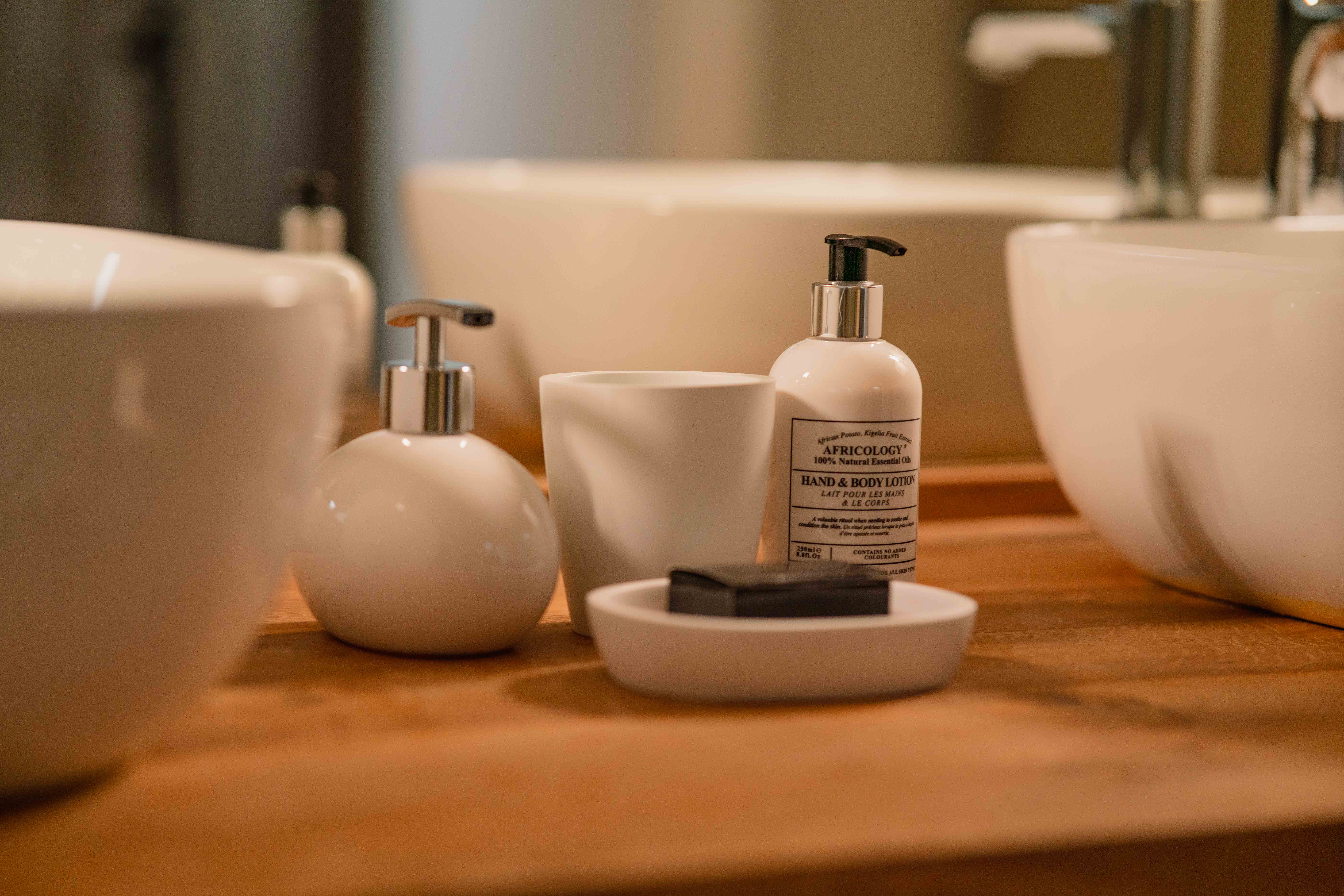 Family & Friends Double Luxury Tented Suite