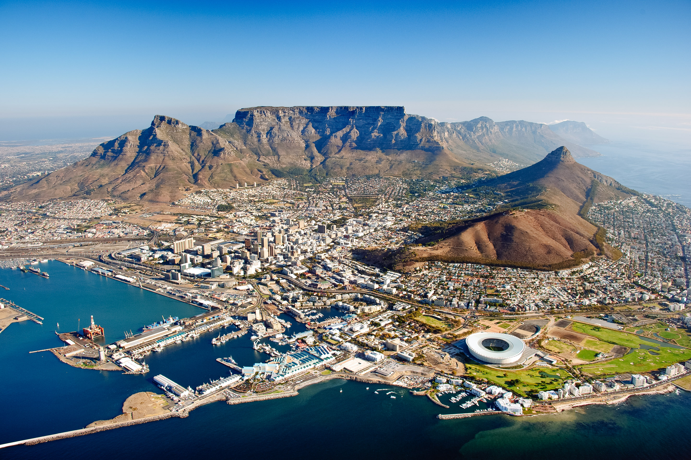 South Africa’s classic bush, beach & city escape